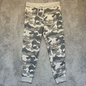 Old Navy Gray Camo Sweatpants